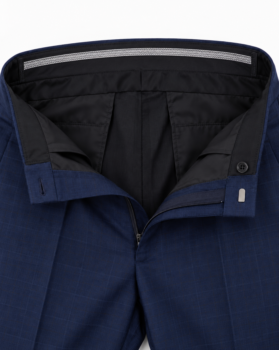 LOOK 09 — The Consigliere